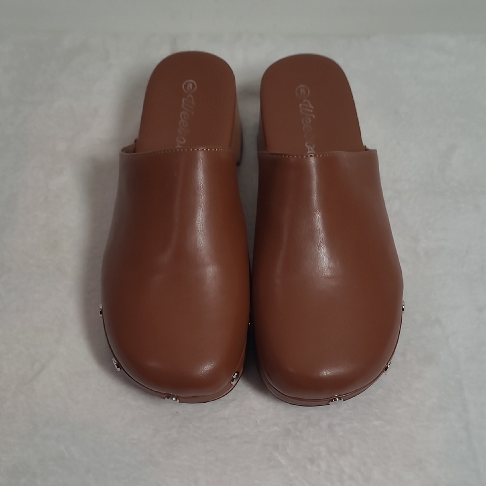 Brown Leather Slip-On Clogs